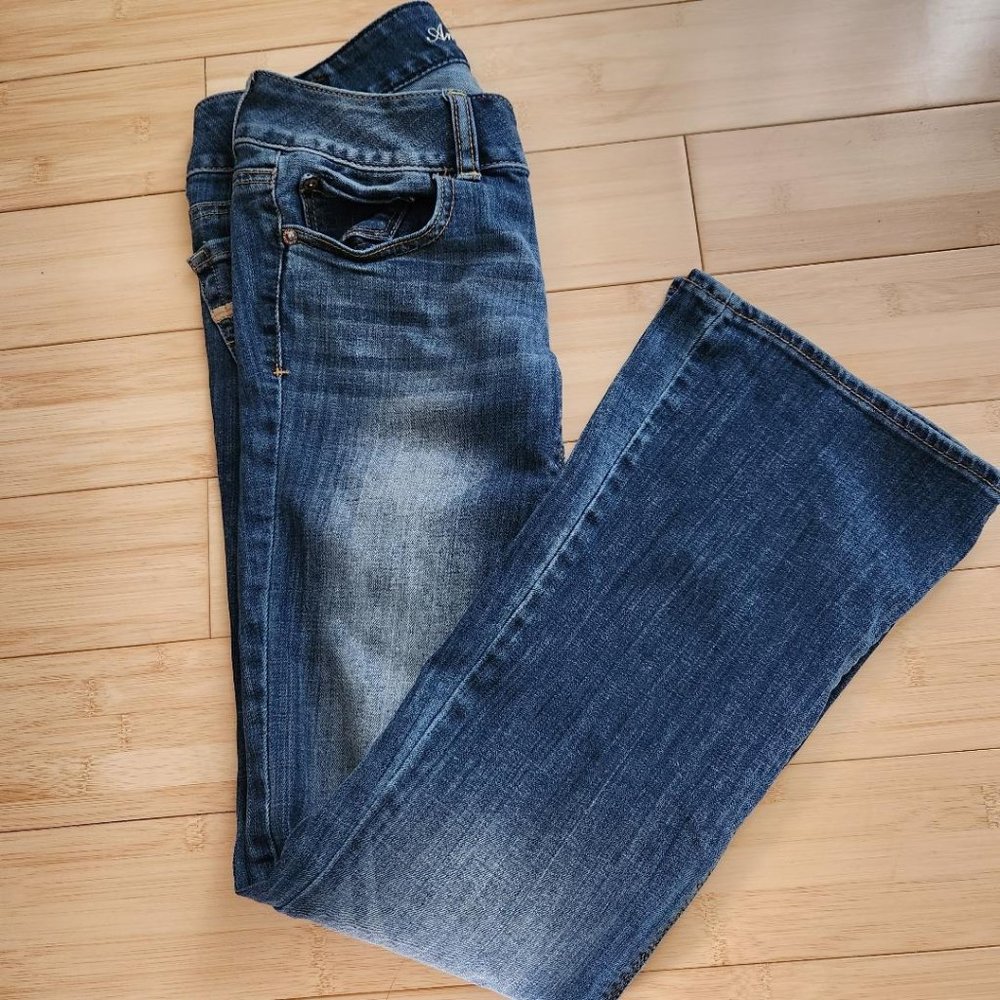 American Eagle Flare Jeans